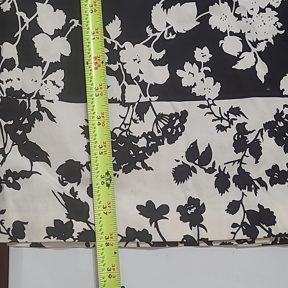 Talbots Black & Cream Floral Dress with Contrast Hem size 2 - Picture 8 of 8